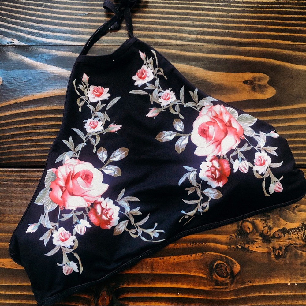 Triangle Bikini top sz Small